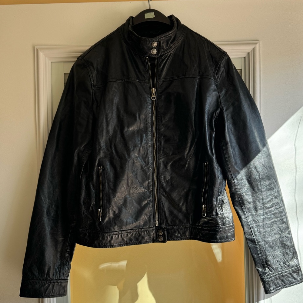 EUC Gap leather Moto jacket size M